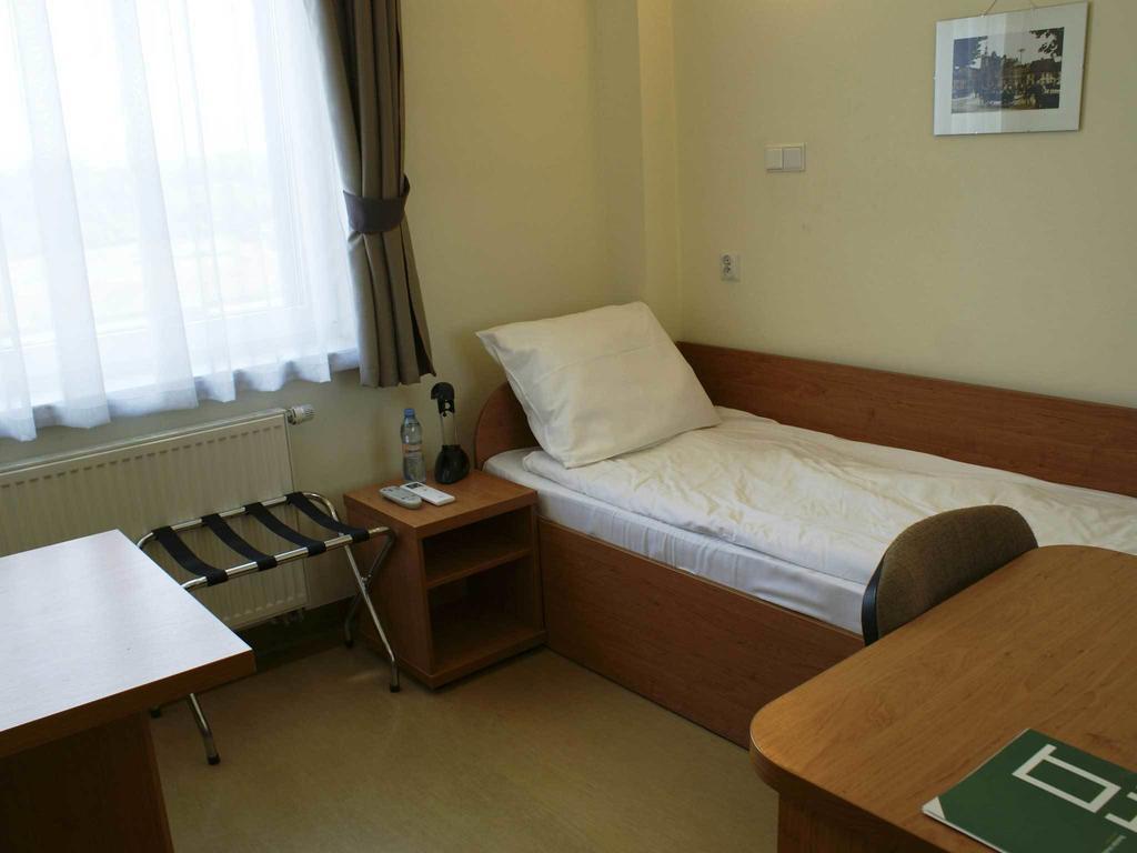 Hotel Bit Bielsko-Biala Quarto foto